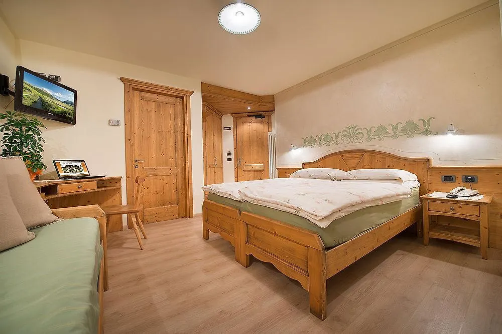 Hotel Costanza Mountain Holiday Livigno 3*,  Italy